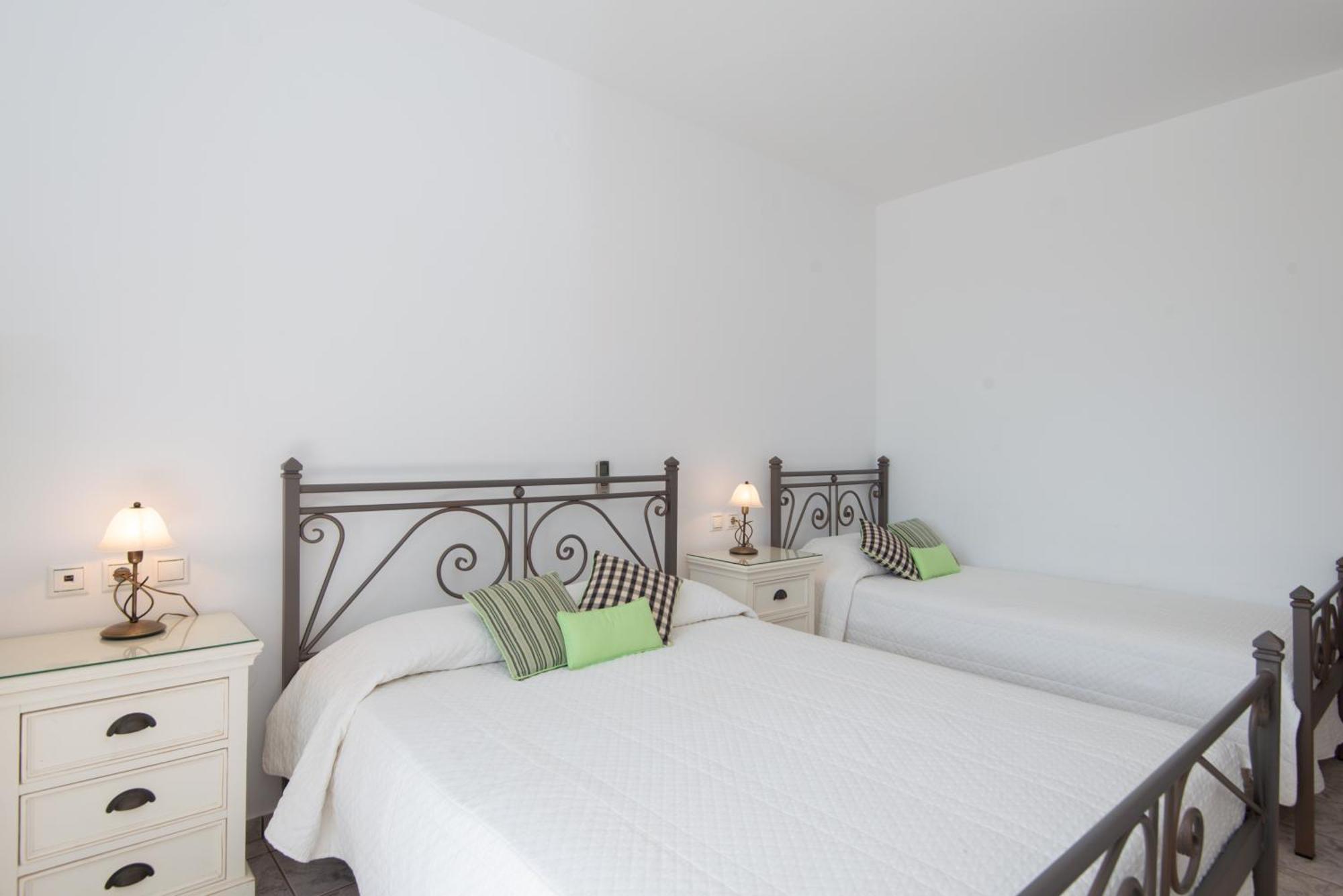 Hotel Efrosini Platis Gialos  المظهر الخارجي الصورة